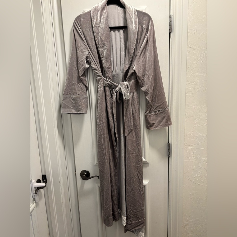 Soft Surroundings Velvet Robe viscose silk blend grey velour medium